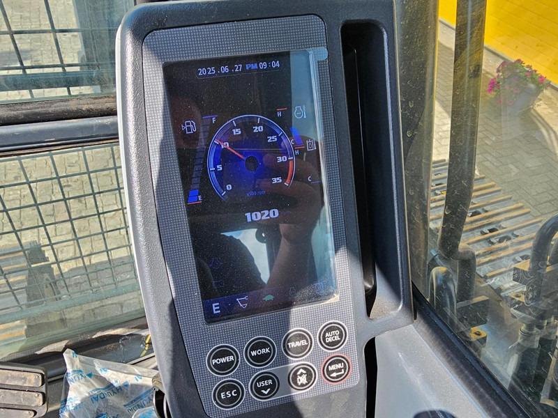 Нови Верижен багер Hyundai R215L: снимка 15 Нови Верижен багер Hyundai R215L: снимка 15