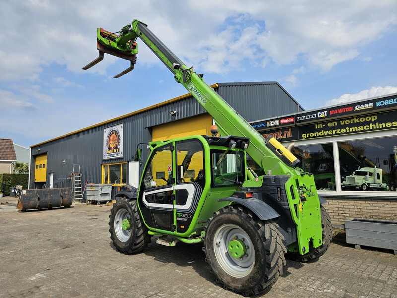 Merlo TF33.7-115 - Телескопичен товарач: снимка 3 Merlo TF33.7-115 - Телескопичен товарач: снимка 3