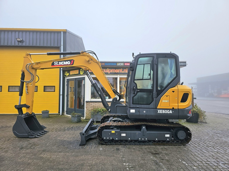 XCMG XE60GA - Мини багер: снимка 1 XCMG XE60GA - Мини багер: снимка 1