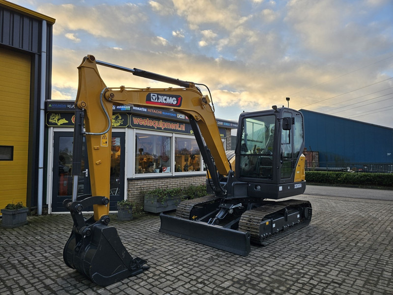 XCMG XE60GA - Мини багер: снимка 2 XCMG XE60GA - Мини багер: снимка 2