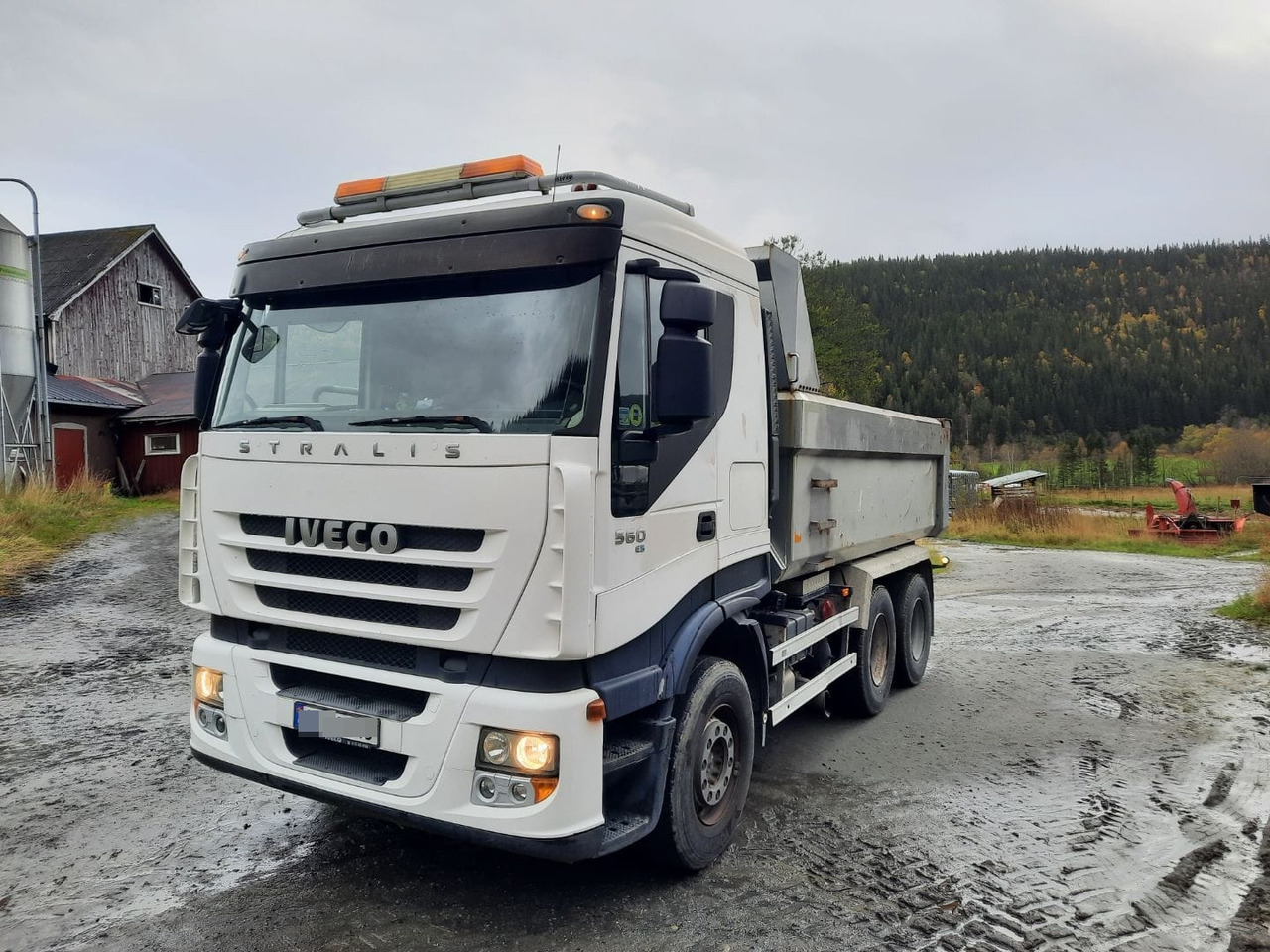 IVECO Stralis 560 - Самосвал камион: снимка 1 IVECO Stralis 560 - Самосвал камион: снимка 1