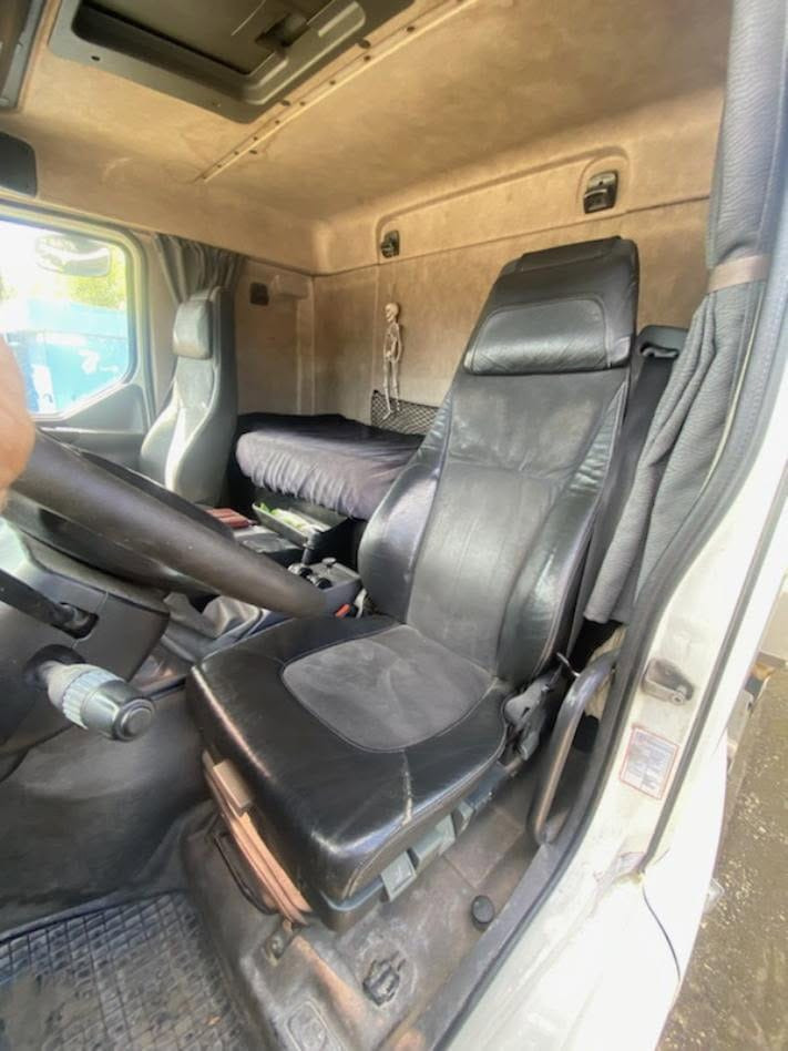 Самосвал камион Sisu E18 630: снимка 13 Самосвал камион Sisu E18 630: снимка 13