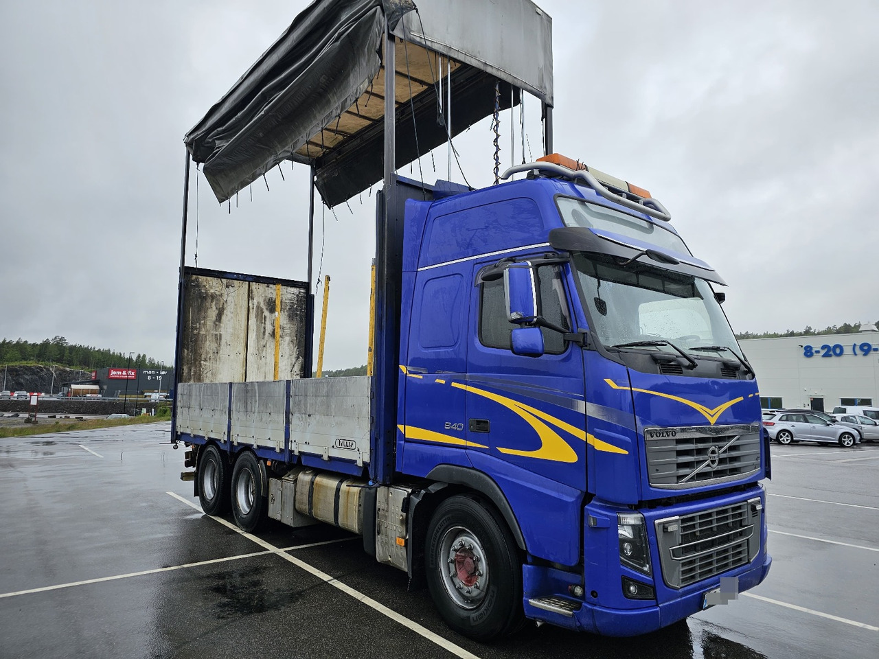 Volvo FH16 540 6x4 - Камион с брезент: снимка 1 Volvo FH16 540 6x4 - Камион с брезент: снимка 1