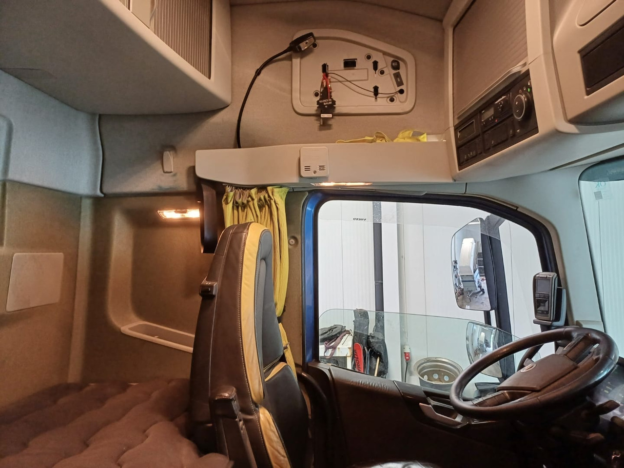 Volvo FH16 750 - Камион за дърва, Камион с кран: снимка 4 Volvo FH16 750 - Камион за дърва, Камион с кран: снимка 4