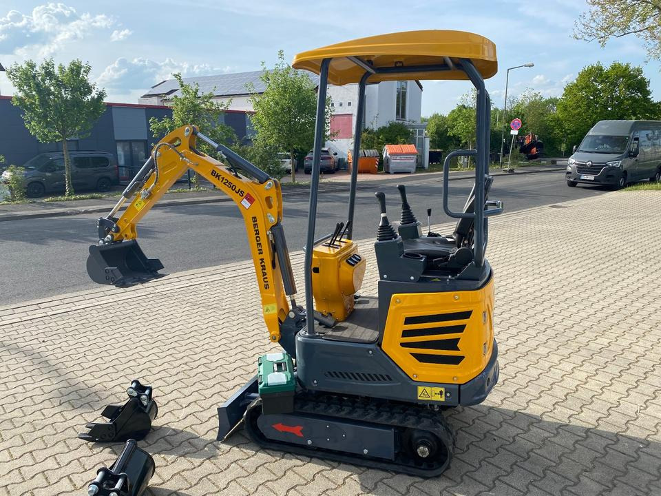 Minibagger BK1250JS + Schaufelpaket *INKL.19% MWST*KUBOTA*BERGER KRAUS*JOYSTICK*SOFORT!* - Мини багер: снимка 3 Minibagger BK1250JS + Schaufelpaket *INKL.19% MWST*KUBOTA*BERGER KRAUS*JOYSTICK*SOFORT!* - Мини багер: снимка 3
