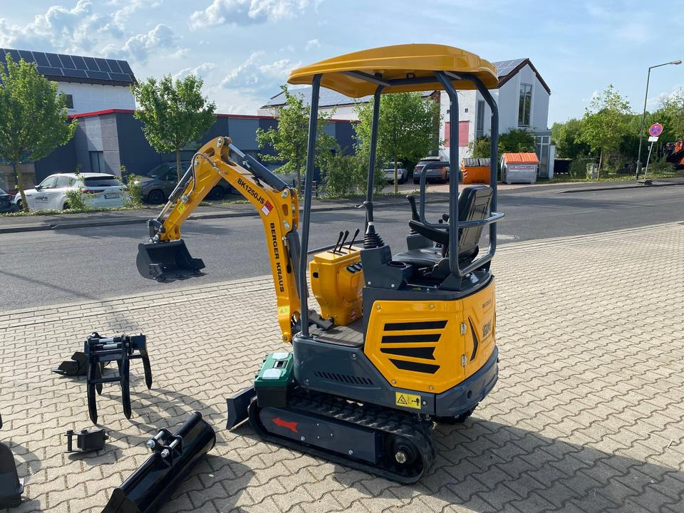 Minibagger BK1250JS + Zubehör *INKL.19% MWST*KUBOTA*BERGER KRAUS*JOYSTICK*SOFORT!* - Мини багер: снимка 5 Minibagger BK1250JS + Zubehör *INKL.19% MWST*KUBOTA*BERGER KRAUS*JOYSTICK*SOFORT!* - Мини багер: снимка 5