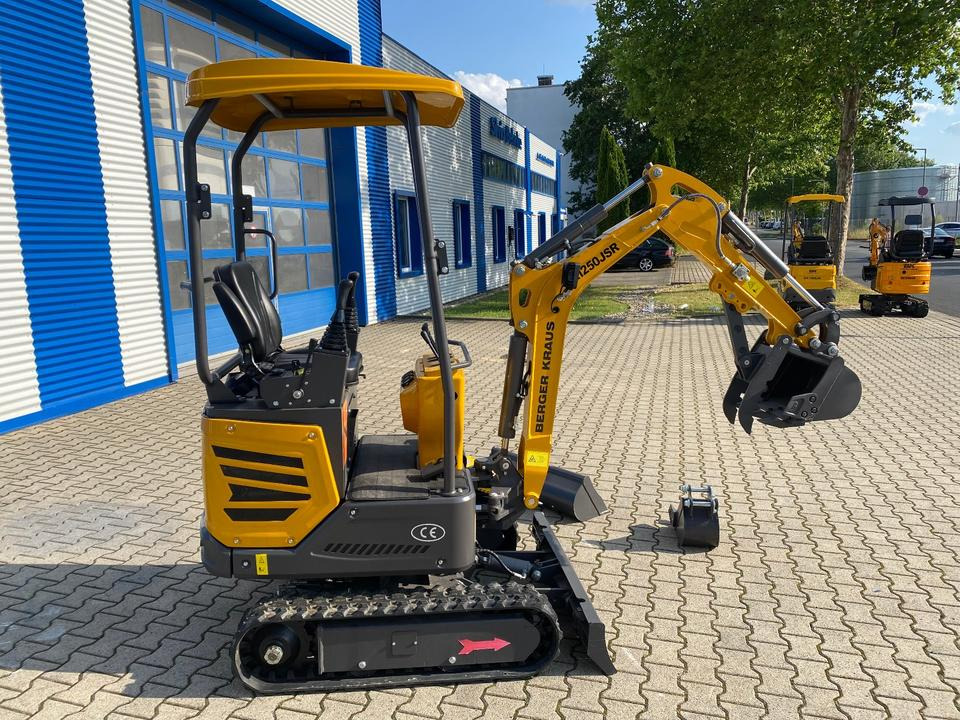 Minibagger BK1250JSR inkl. Schaufelpaket *INKL.19% MWST*BERGER KRAUS*KUBOTA* VERSTELLFAHRWERK*SOFORT!* - Мини багер: снимка 4 Minibagger BK1250JSR inkl. Schaufelpaket *INKL.19% MWST*BERGER KRAUS*KUBOTA* VERSTELLFAHRWERK*SOFORT!* - Мини багер: снимка 4