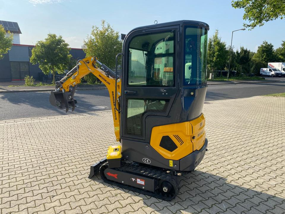 Minibagger BK1250KJSR *INKL.19% MWST*BERGER KRAUS*KUBOTA*VERSTELLFAHRWERK* SCHWENKARM*SOFORT!* - Мини багер: снимка 3 Minibagger BK1250KJSR *INKL.19% MWST*BERGER KRAUS*KUBOTA*VERSTELLFAHRWERK* SCHWENKARM*SOFORT!* - Мини багер: снимка 3