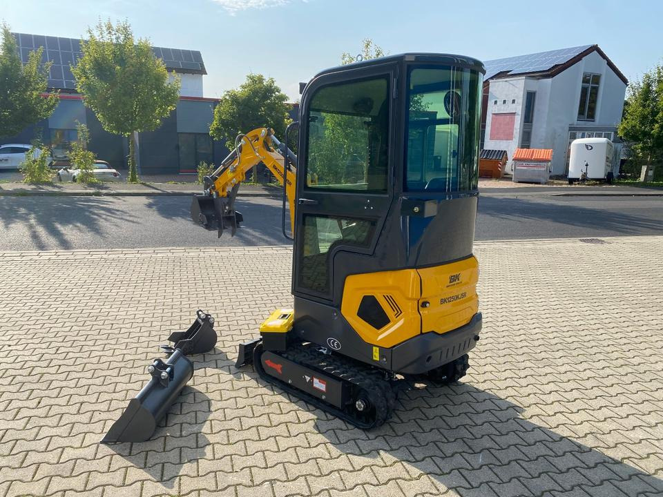 Minibagger BK1250KJSR inkl. Schaufelpaket *INKL.19% MWST*BERGER KRAUS*KUBOTA*VERSTELLFAHRWERK *SOFORT!* - Мини багер: снимка 3 Minibagger BK1250KJSR inkl. Schaufelpaket *INKL.19% MWST*BERGER KRAUS*KUBOTA*VERSTELLFAHRWERK *SOFORT!* - Мини багер: снимка 3