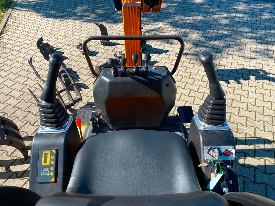 Мини багер Minibagger BK1300JSR + Zubehörpaket *INKL.19% MWST*BERGER KRAUS*KUBOTA*JOYSTICK*SCHENKWARM*SOFORT!*: снимка 7