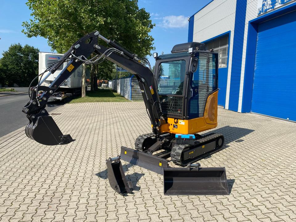 Minibagger BK2800ASR inkl. Schaufelpaket *INKL.19% MWST*BERGER KRAUS*KUBOTA*SCHWENKARM* VERSTELLFAHRWERK*KLIMA* - Мини багер: снимка 1 Minibagger BK2800ASR inkl. Schaufelpaket *INKL.19% MWST*BERGER KRAUS*KUBOTA*SCHWENKARM* VERSTELLFAHRWERK*KLIMA* - Мини багер: снимка 1