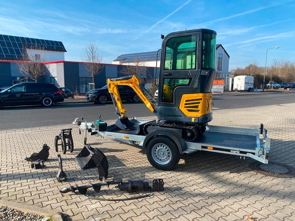 Minibagger BK950KS + Anhänger + Zubehör *INKL.19% MWST*BERGER KRAUS*KABINE*SOFORT!* - Мини багер: снимка 3 Minibagger BK950KS + Anhänger + Zubehör *INKL.19% MWST*BERGER KRAUS*KABINE*SOFORT!* - Мини багер: снимка 3