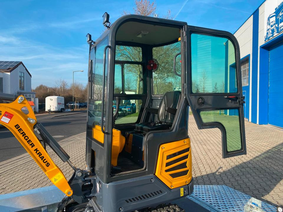 Minibagger BK950KS + Tieflader + Zubehör *INKL.19% MWST*BERGER KRAUS*KABINE*SOFORT!* - Мини багер: снимка 5 Minibagger BK950KS + Tieflader + Zubehör *INKL.19% MWST*BERGER KRAUS*KABINE*SOFORT!* - Мини багер: снимка 5