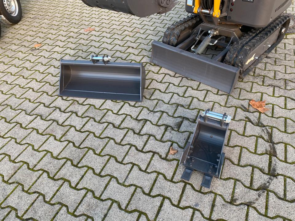 Minibagger BK950KS im Komplettpaket mit Kippanhänger und Auffahrrampen *INKL.19% MWST*BERGER KRAUS*SOFORT!* - Мини багер: снимка 5 Minibagger BK950KS im Komplettpaket mit Kippanhänger und Auffahrrampen *INKL.19% MWST*BERGER KRAUS*SOFORT!* - Мини багер: снимка 5