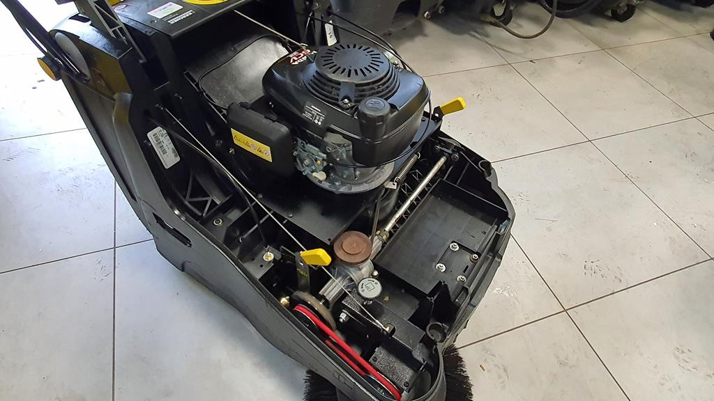 Професионална метачна машина KÄRCHER KM 75/40 W G: снимка 17