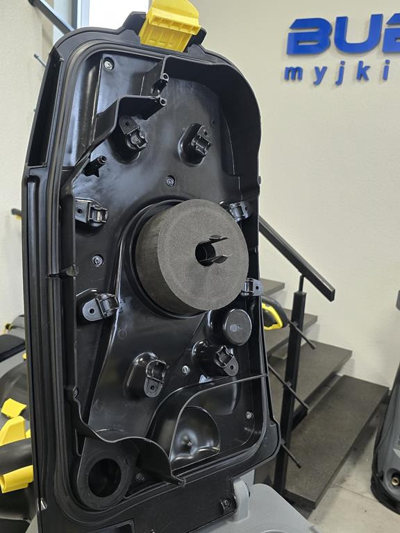Подопочистваща машина KÄRCHER Szorowarka Karcher B40 C Bp + R55 Hako Nilfisk: снимка 15 Подопочистваща машина KÄRCHER Szorowarka Karcher B40 C Bp + R55 Hako Nilfisk: снимка 15