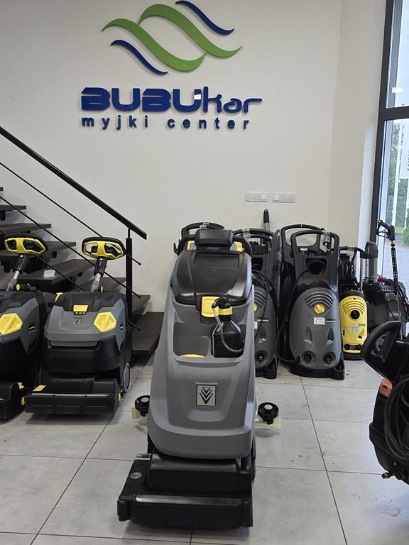 Подопочистваща машина KÄRCHER Szorowarka Karcher B40 C Bp + R55 Hako Nilfisk: снимка 7 Подопочистваща машина KÄRCHER Szorowarka Karcher B40 C Bp + R55 Hako Nilfisk: снимка 7