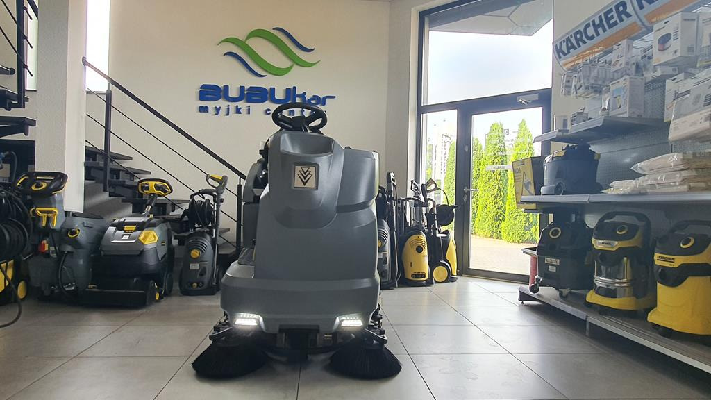 KÄRCHER Szorowarka Zamiatarka KARCHER B200 R Dose SB Serwis GWARANCJA 2019 YEAR - Подопочистваща машина: снимка 5 KÄRCHER Szorowarka Zamiatarka KARCHER B200 R Dose SB Serwis GWARANCJA 2019 YEAR - Подопочистваща машина: снимка 5
