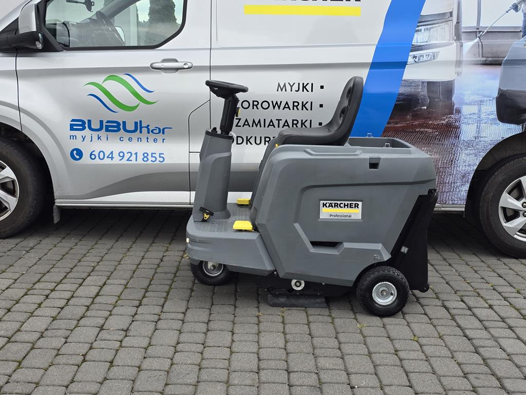 KÄRCHER Zamiatarka KARCHER KM 85/50 R Bp Pack 2019 R 91 HOURS - Професионална метачна машина: снимка 4 KÄRCHER Zamiatarka KARCHER KM 85/50 R Bp Pack 2019 R 91 HOURS - Професионална метачна машина: снимка 4