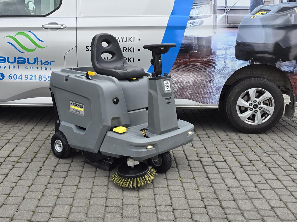 KÄRCHER Zamiatarka KARCHER KM 85/50 R Bp Pack 2019 R 91 HOURS - Професионална метачна машина: снимка 2 KÄRCHER Zamiatarka KARCHER KM 85/50 R Bp Pack 2019 R 91 HOURS - Професионална метачна машина: снимка 2