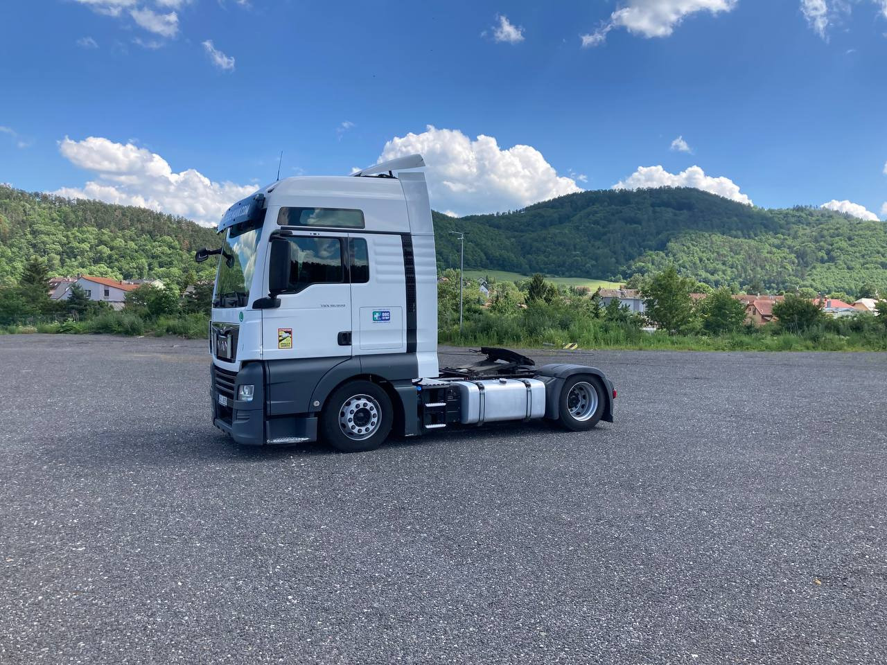 MAN TGX 18.500 XXL*MEGA*2xTANK*RETARDER*LLS-U*2018* - Влекач: снимка 3 MAN TGX 18.500 XXL*MEGA*2xTANK*RETARDER*LLS-U*2018* - Влекач: снимка 3