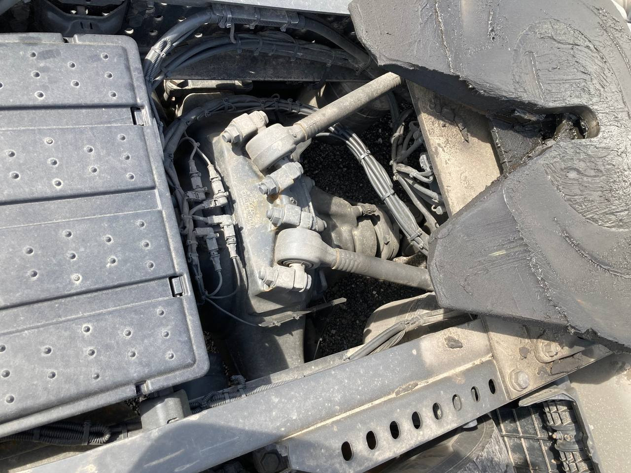 Влекач Mercedes-Benz Actros 1845 LS 4x2 BigSpace: снимка 12