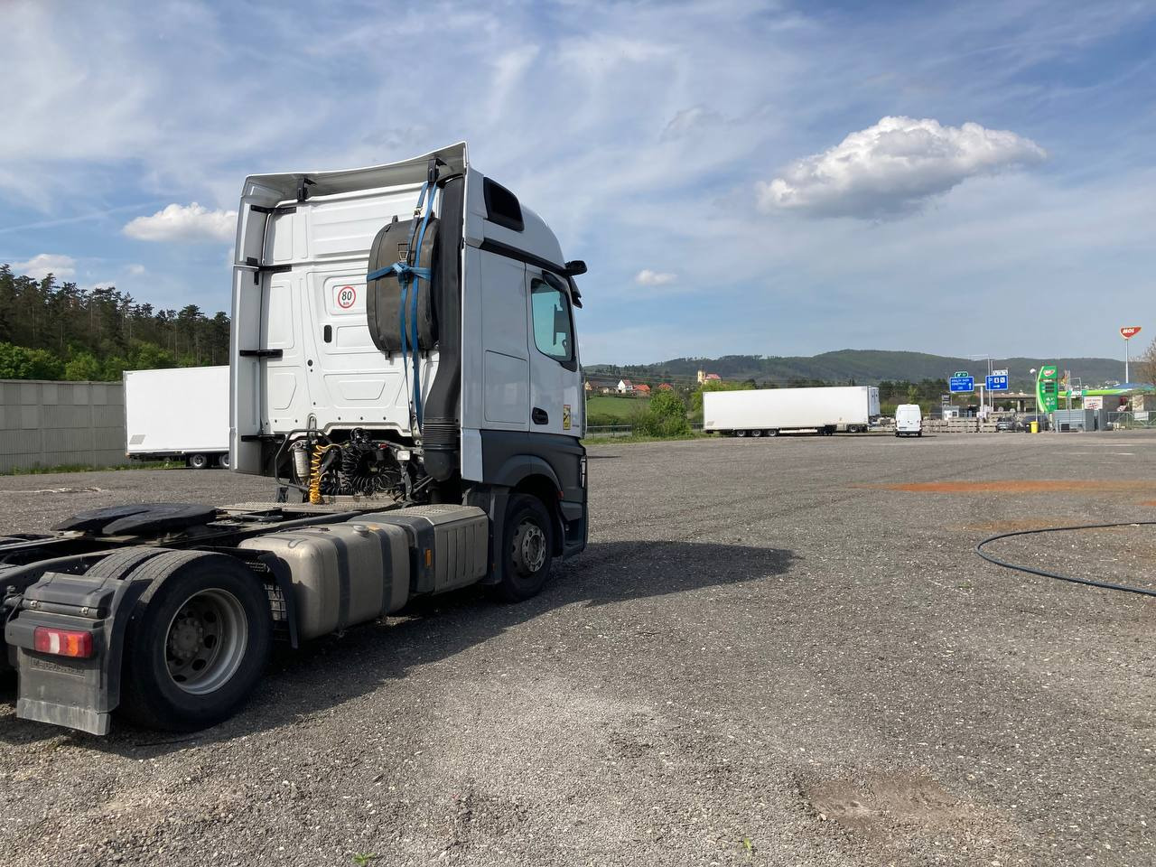 Влекач Mercedes-Benz Actros 1845 LS 4x2 BigSpace: снимка 13