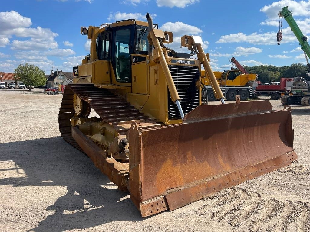 CAT D 6 T LGP - Булдозер: снимка 2 CAT D 6 T LGP - Булдозер: снимка 2