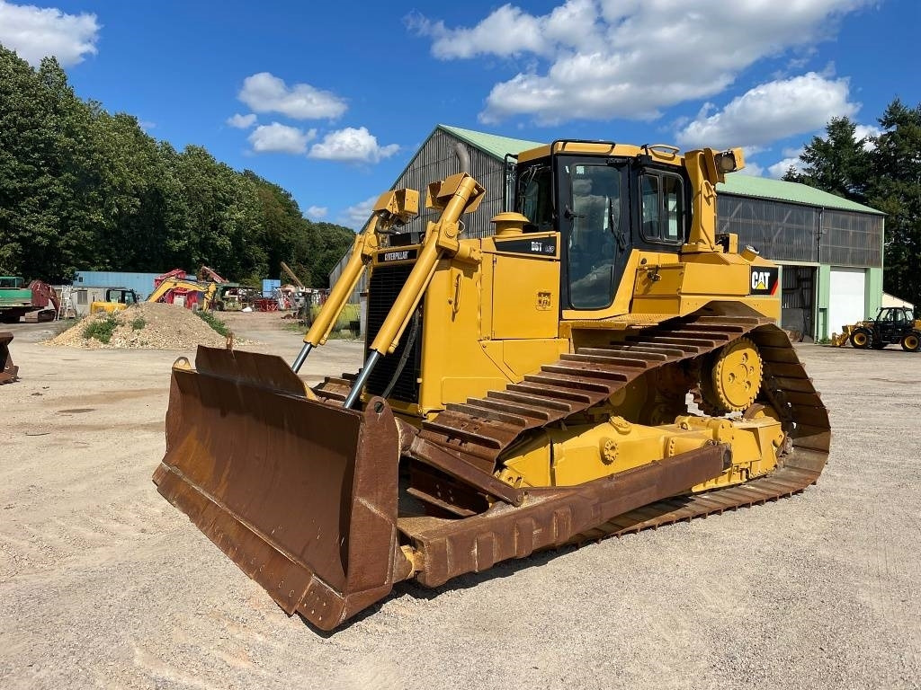 CAT D 6 T LGP - Булдозер: снимка 1 CAT D 6 T LGP - Булдозер: снимка 1