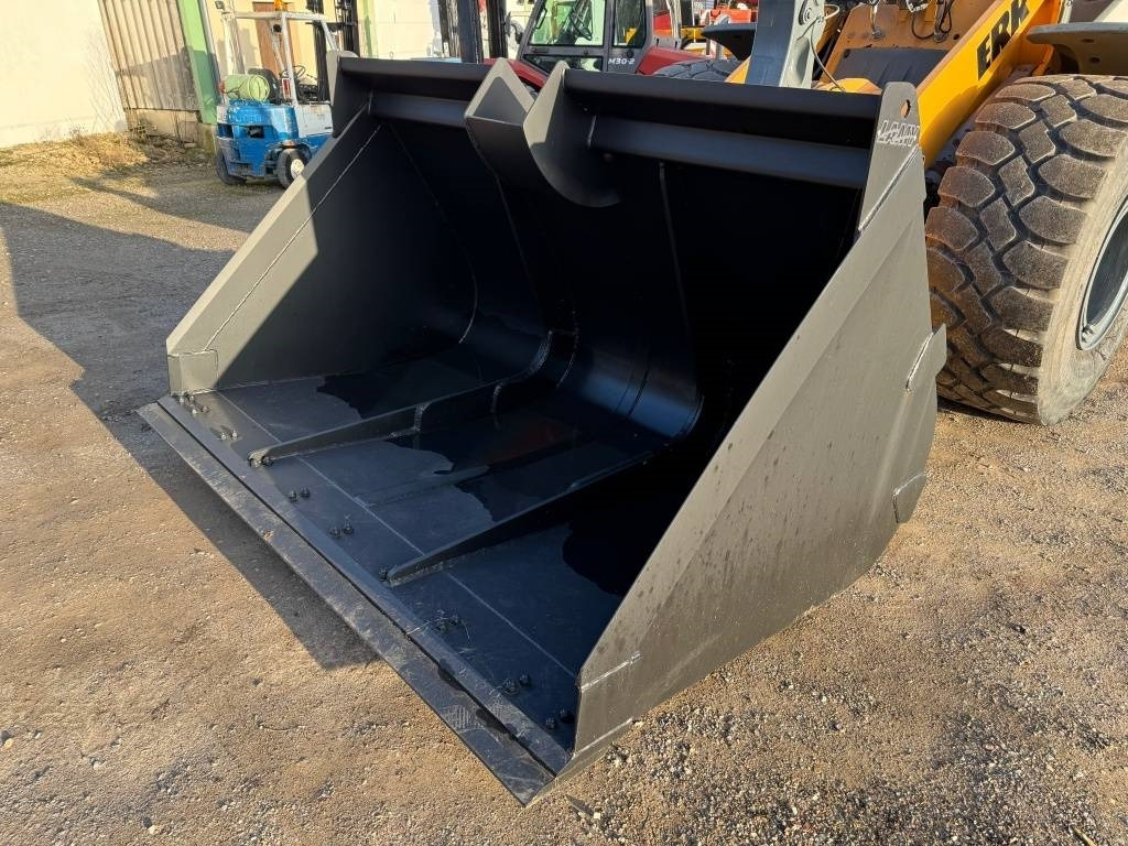 Колесен товарач Liebherr L 550: снимка 7 Колесен товарач Liebherr L 550: снимка 7