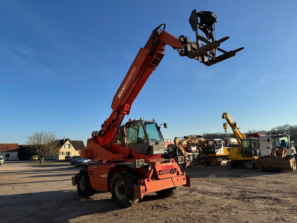 Manitou MRT 2150 M - Телескопичен товарач: снимка 2 Manitou MRT 2150 M - Телескопичен товарач: снимка 2
