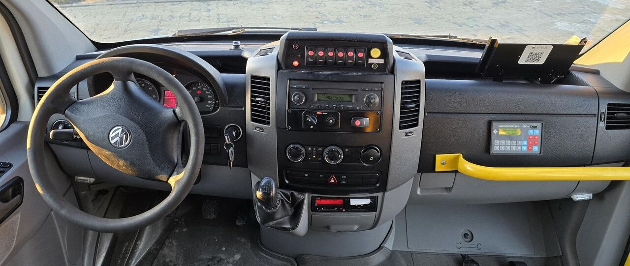 Interior photo 1: Микробус, Пътнически бус Volkswagen Crafter / 2 x AIRCO / 23 PLACES / IMPORT FRANCE
