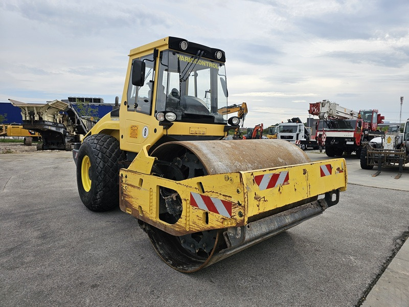 BOMAG BW213DH-4 BVC - Компактор: снимка 5 BOMAG BW213DH-4 BVC - Компактор: снимка 5