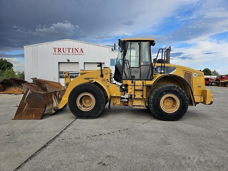 Caterpillar 962H - Колесен товарач: снимка 1 Caterpillar 962H - Колесен товарач: снимка 1
