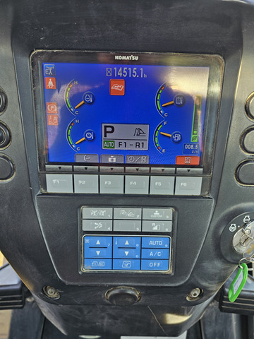 Булдозер KOMATSU D65WX-17: снимка 9
