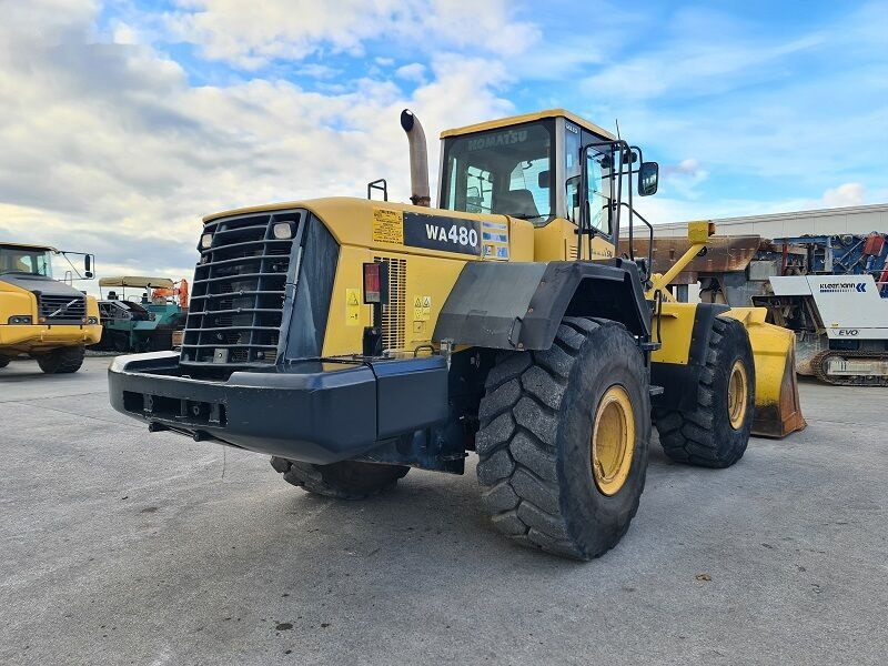 Komatsu WA480-5 - Колесен товарач: снимка 4 Komatsu WA480-5 - Колесен товарач: снимка 4