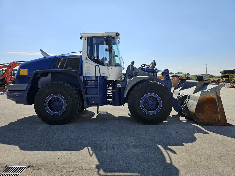 LIEBHERR L556 - Колесен товарач: снимка 4 LIEBHERR L556 - Колесен товарач: снимка 4