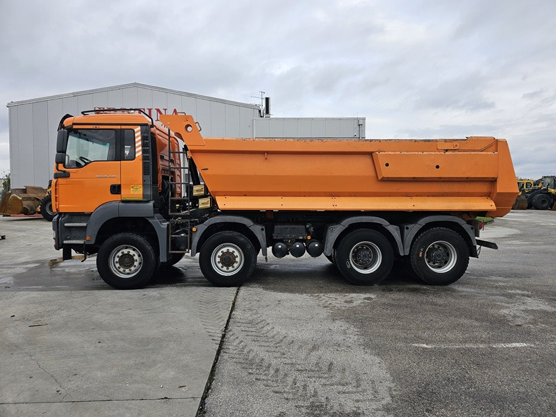MAN TGA35.440 8x6 - Самосвал камион: снимка 2 MAN TGA35.440 8x6 - Самосвал камион: снимка 2