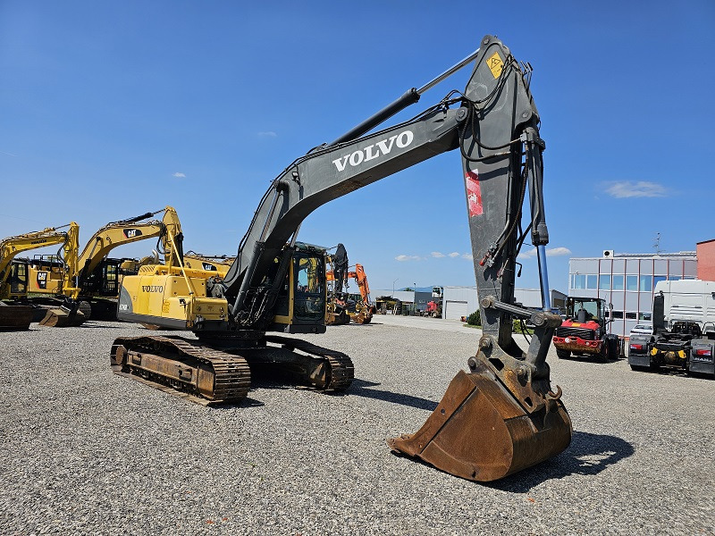 Верижен багер VOLVO EC240BNLC: снимка 6