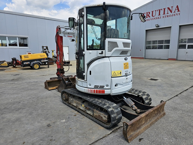 YANMAR VIO33U - Мини багер: снимка 3 YANMAR VIO33U - Мини багер: снимка 3