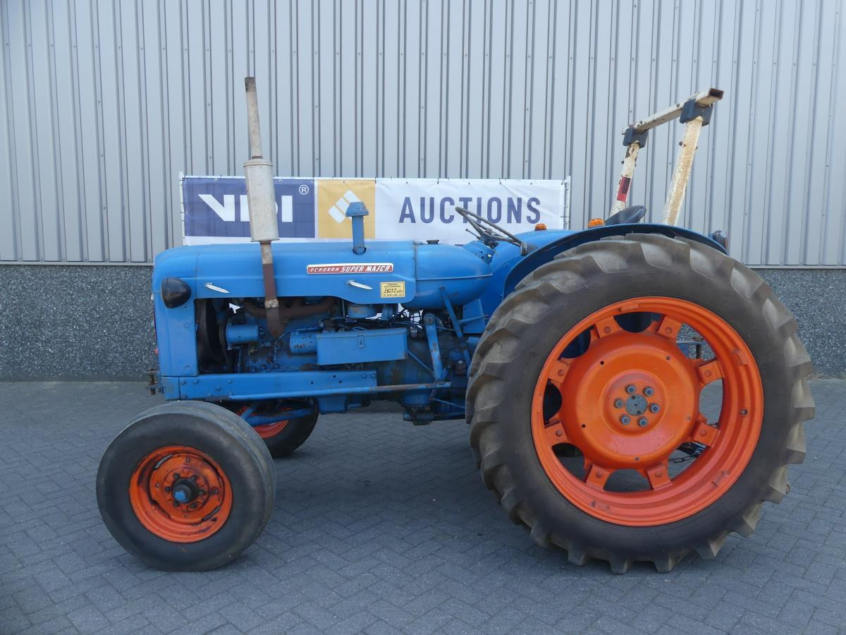 Fordson Major - Трактор: снимка 3 Fordson Major - Трактор: снимка 3