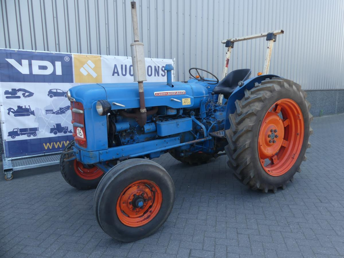 Fordson Major - Трактор: снимка 2 Fordson Major - Трактор: снимка 2