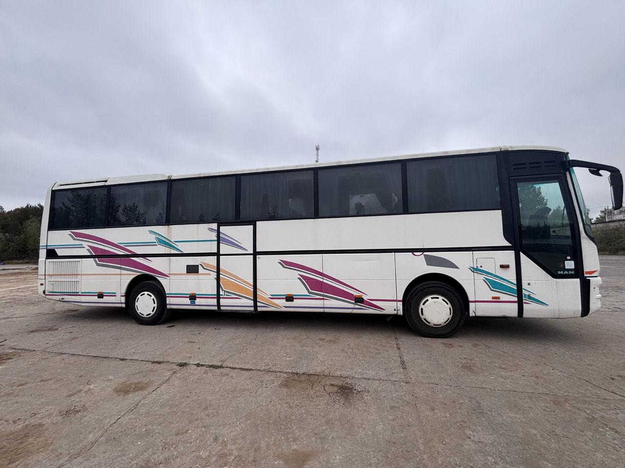 MAN - Туристически автобус: снимка 4 MAN - Туристически автобус: снимка 4