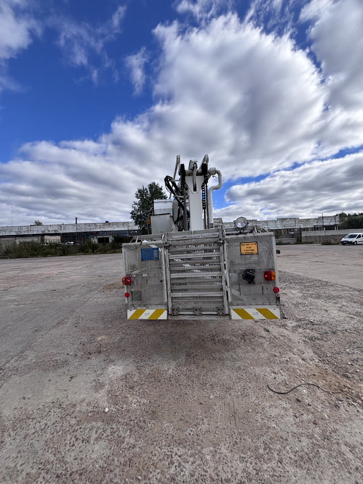 Пожарна кола SCANIA: снимка 7 Пожарна кола SCANIA: снимка 7