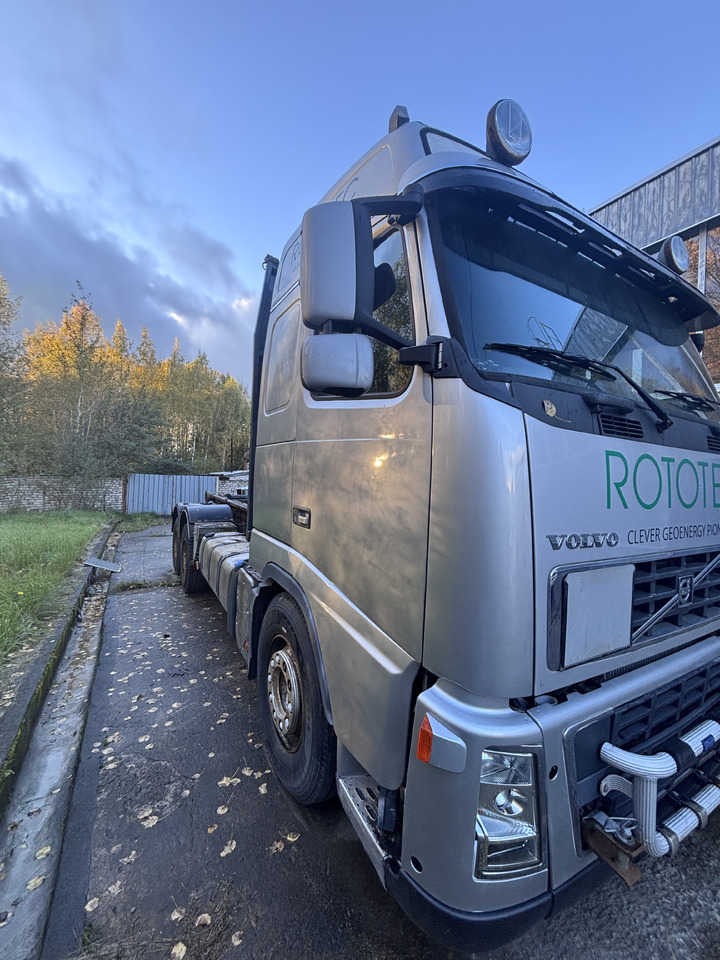 VOLVO FH16 - 580 - Мултилифт с кука камион: снимка 2 VOLVO FH16 - 580 - Мултилифт с кука камион: снимка 2