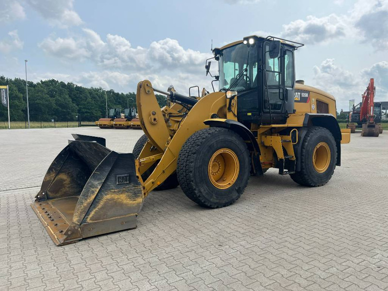 Cat 926M - Колесен товарач: снимка 1 Cat 926M - Колесен товарач: снимка 1