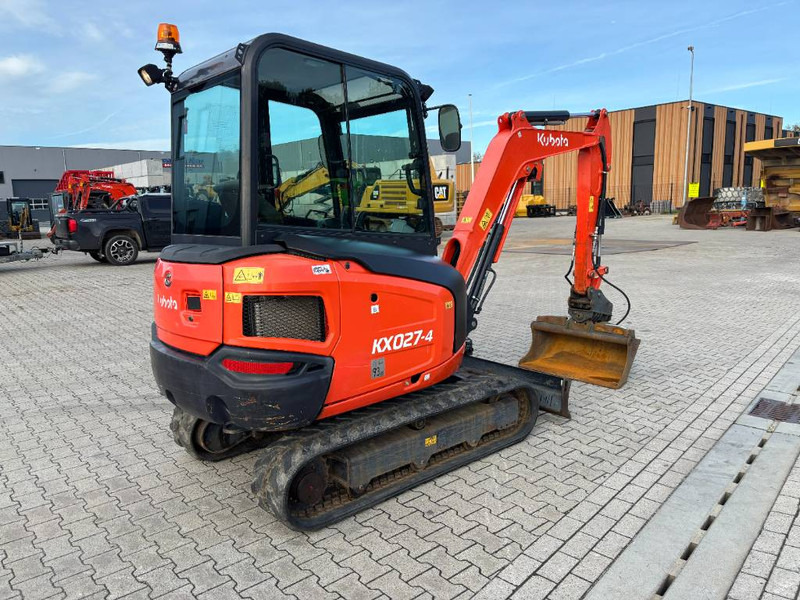 Kubota KX 027-4 - Мини багер: снимка 3 Kubota KX 027-4 - Мини багер: снимка 3