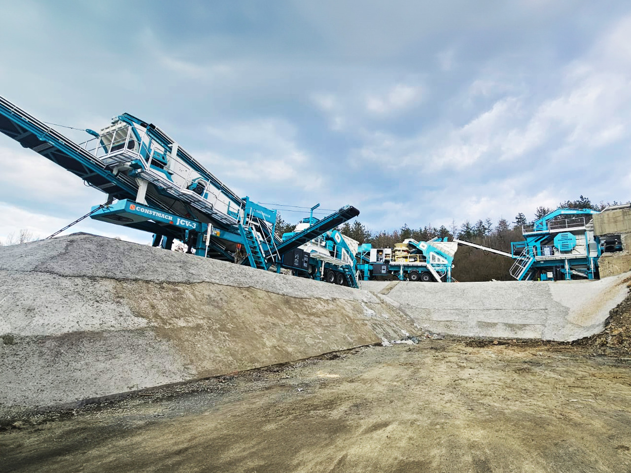 Constmach Mobile Prallbrechanlage mit 300 Tonnen Produktionskapazität - Мобилна трошачка: снимка 2 Constmach Mobile Prallbrechanlage mit 300 Tonnen Produktionskapazität - Мобилна трошачка: снимка 2