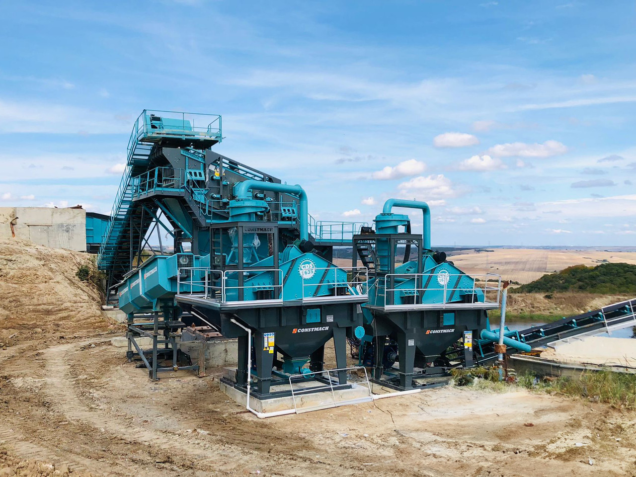Constmach Stationäre Sand- und Kieswasch- und Siebanlage - Пресевна инсталация: снимка 3 Constmach Stationäre Sand- und Kieswasch- und Siebanlage - Пресевна инсталация: снимка 3