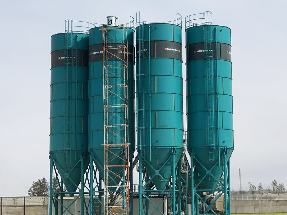 Constmach Zement Silo mit 200 Tonnen Kapazität - Силоз за цимент: снимка 1 Constmach Zement Silo mit 200 Tonnen Kapazität - Силоз за цимент: снимка 1